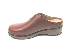 Earth Kolia Leather Clog (Women's) - Medium Brown - Sz 8 M