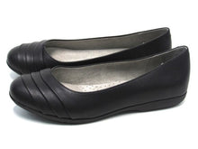 Cliffs Clara Slip-On Ballet Flat (Women's) - Black - Sz 9 M