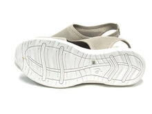 Easy Spirit Truth Slingback Flat Sandal (Women's) - Taupe - Sz 9 M
