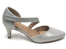 Journee Collection Tillis D'Orsay Pump (Women's) - Silver - Sz 8.5 M