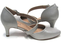 Journee Collection Tillis D'Orsay Pump (Women's) - Silver - Sz 8.5 M