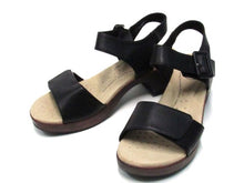 Easy Works by Easy Street Marva Platform Sandal (Women's) - Black - Sz 10 W
