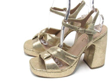 Wild Pair Lavinia Platform Sandal (Women's) - Metallic Gold - Sz 9 M