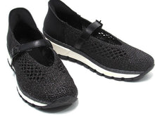 Kenneth Cole Kuerq EZ On Mary Jane Flat Shoe (Women's) - Black - Sz 8 M