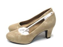Easy Street Equinox Slip On Platform Pump (Women's) - Gold - Sz 5.5 M