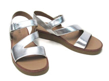 LifeStride Waverly Flatform Ankle Strap Sandal (Women's) - Silver - Sz 10 M