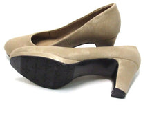 Easy Street Equinox Slip On Platform Pump (Women's) - Gold - Sz 5.5 M