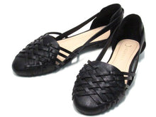 Journee Ekko Strappy Flat Sandal (Women's) - Black - Sz 7.5 M