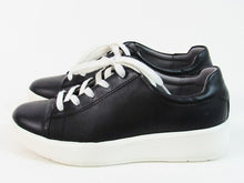 SoftWalk Athens Lace-up Sneaker (Women's) - Black - Sz 9 W