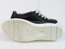 SoftWalk Athens Lace-up Sneaker (Women's) - Black - Sz 9 W