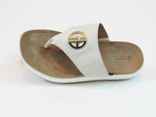 Giani Bernini Slip-On Thong Sandal - Off White - 7.5 M
