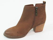 Blondo Norma Women's Waterproof Bootie - Cognac - Sz 7.5 M