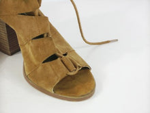 Hinge Drea Peep Toe Sandal - Light Brown - 8.5 M
