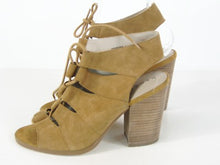Hinge Drea Peep Toe Sandal - Light Brown - 8.5 M