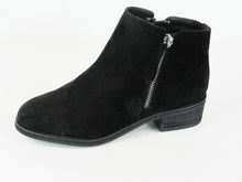 Blondo Linda Women's Waterproof Bootie - Black - Sz 6 or 6 1/2 M