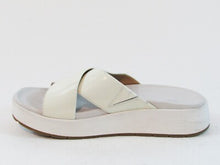 UGG Emily Slide Sandal (Womens) - Black - Sz 5 M