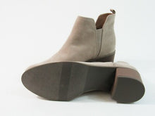 Dr. Scholl's Teammate Chelsea Ankle Boot - Putty - Sz 6.5 M