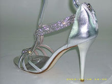 Glint Daryn Sandal - Silver - Sz 8M Right & 9M Left