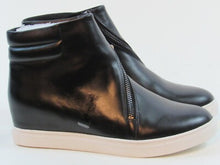 Aqua College Greta Waterproof Boot (Women's) - Black - Sz 9.5 M