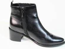 Blondo Elvina Waterproof Ankle Boot (Women's) - Black - Sz 7.5 M; 38 EU
