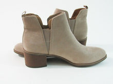Dr. Scholl's Teammate Chelsea Ankle Boot - Putty - Sz 6.5 M