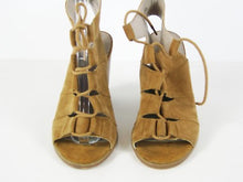 Hinge Drea Peep Toe Sandal - Light Brown - 8.5 M