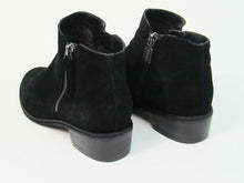 Blondo Linda Women's Waterproof Bootie - Black - Sz 8 M