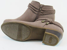 Life Stride Andrea Bootie (Women's) - Mushroom - Sz 6.5 M