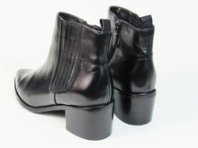 Blondo Elvina Waterproof Ankle Boot (Women's) - Black - Sz 7.5 M; 38 EU