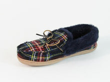 1901 Poppy Faux Fur Lined Moc Slipper - Navy/Red - 6 M