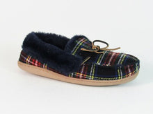1901 Poppy Faux Fur Lined Moc Slipper - Navy/Red - 6 M