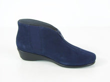 Aerosoles Allowance Bootie - Dark Blue - Sz 5.5 M