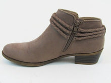 Life Stride Andrea Bootie (Women's) - Mushroom - Sz 6.5 M