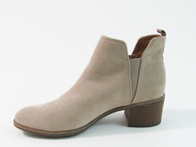 Dr. Scholl's Teammate Chelsea Ankle Boot - Putty - Sz 6.5 M