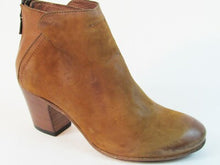 Ron White Gianna Women's Ankle Boot - Suede Cognac - Sz 6 US; 36 EU