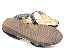 GC Shoes Alora Embellished Slide Flat Sandal (Women's) - Black - Sz 7 M