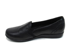 Aravon Adalyn Slip-On Loafer (Women's) - Black - Sz 9 M