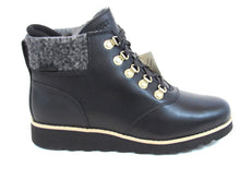 Cole Haan  Nantucket Rugged Waterproof Hiking Boot (Women's) - Black - Sz 6.5 B