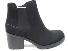 Sun + Stone Morghan Lug Sole Block Heel Ankle Boot (Women's) - Black - Sz 8 M