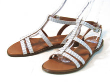 Bella Vita Ira-Italy Flat Sandal (Women's) - White - Sz 8 M