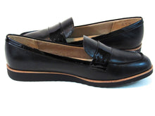 LifeStride Zee Slip-On Wedge Loafer (Women's) - Black - Sz 6.5 M