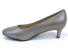 Trotters Fab Dress Pump (Women's) - Pewter - Sz 7 M