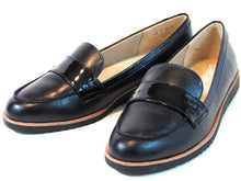 LifeStride Zee Slip-On Wedge Loafer (Women's) - Black - Sz 6.5 M