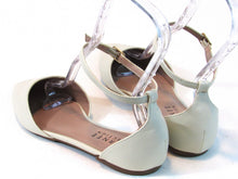 Journee Collection Reba Pointed Toe Flat Sandal (Women's) - Cream - Sz 8.5 W
