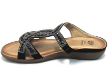 GC Shoes Alora Embellished Slide Flat Sandal (Women's) - Black - Sz 7 M
