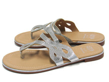 GC Shoes Amelia Flat Sandal (Women's) - Silver - Sz 9 M