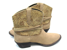 Dingo Valerie Cowboy Bootie (Women's) - Tan - Sz 9 M