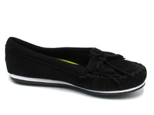 Minnetonka Kilty Plus Moccasin Flats (Women's) - Black - Sz 8.5 M