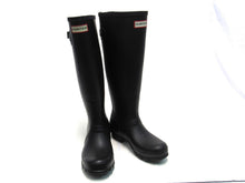 Hunter Original Rain Boot (Women's) - Black - Sz 5 M (MISMATCHED)