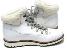 White Mountain Cozy Ankle Hiking Boot (Women's) - White - Sz 8.5 M